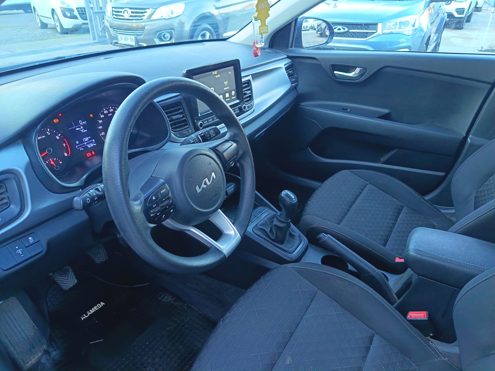 Kia RIO 5 LX 1.4 2023 - Foto 5 de 7