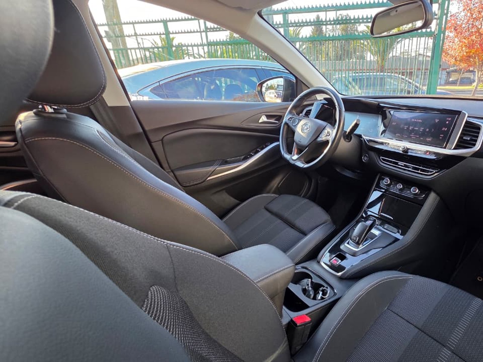 Opel GRANDLAND TD 1.5 AUT 2024 - Foto 5 de 10