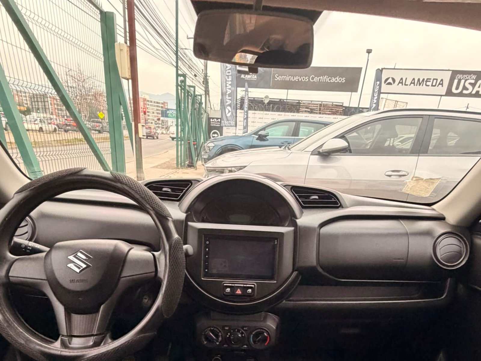 Suzuki SPRESSO GLX 1.0 2022 - Foto 4 de 5