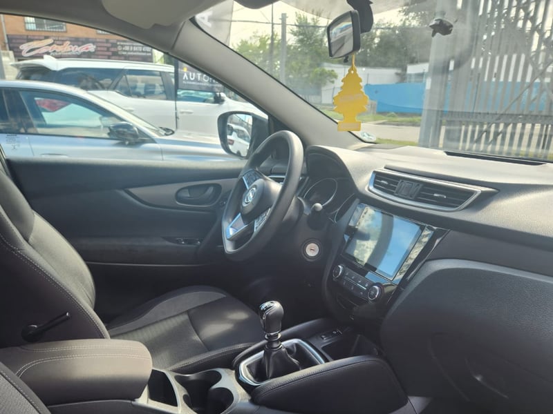 Nissan QASHQAI SENSE 2.0 2021 - Imagen 7 de 8