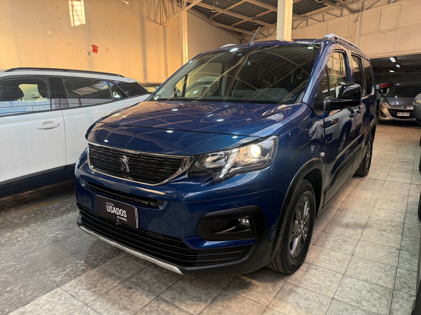 Peugeot RIFTER BLUEHDI 130 1.5 2022 - Foto 2 de 9