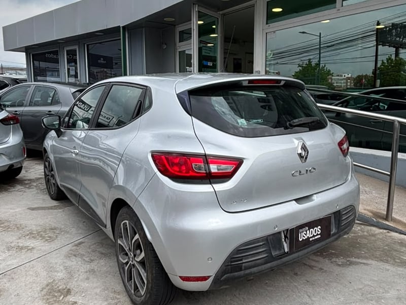 Renault CLIO HB EXPRESSION 1.2 2018 - Imagen 4 de 7
