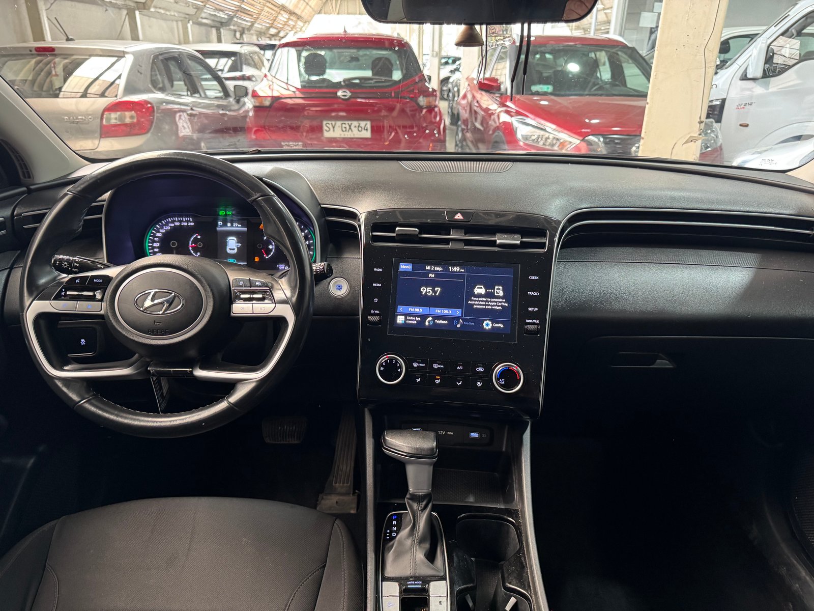 Hyundai TUCSON NX4 2.0 AUT 2023 - Imagen 8 de 9