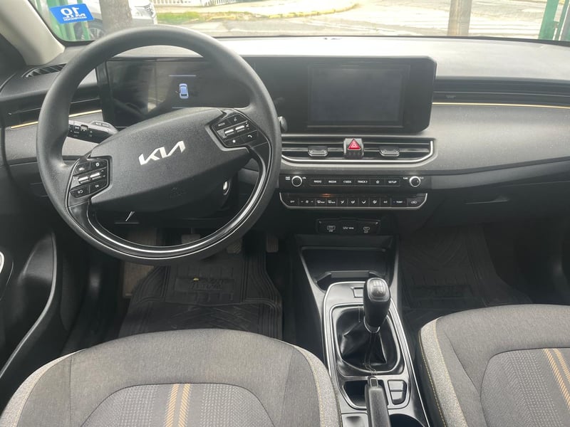 Kia K3 CROSS EX 1.4 2024 - Imagen 6 de 7