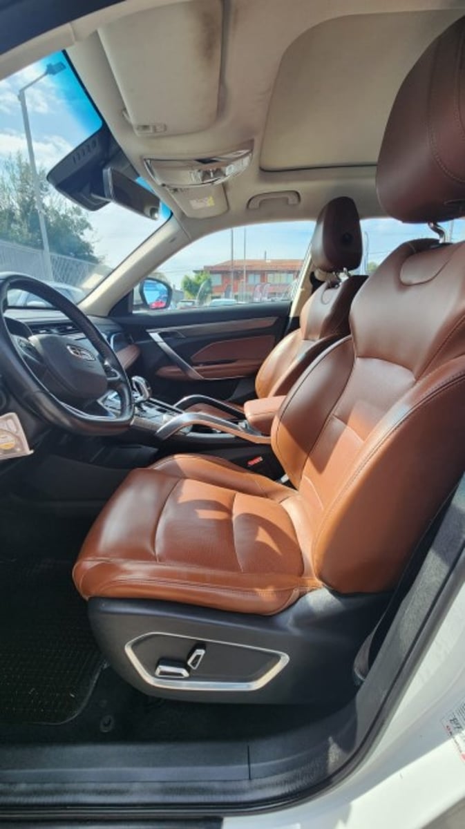 Geely AZKARRA 1.5 AUT 2022 - Imagen 4 de 9