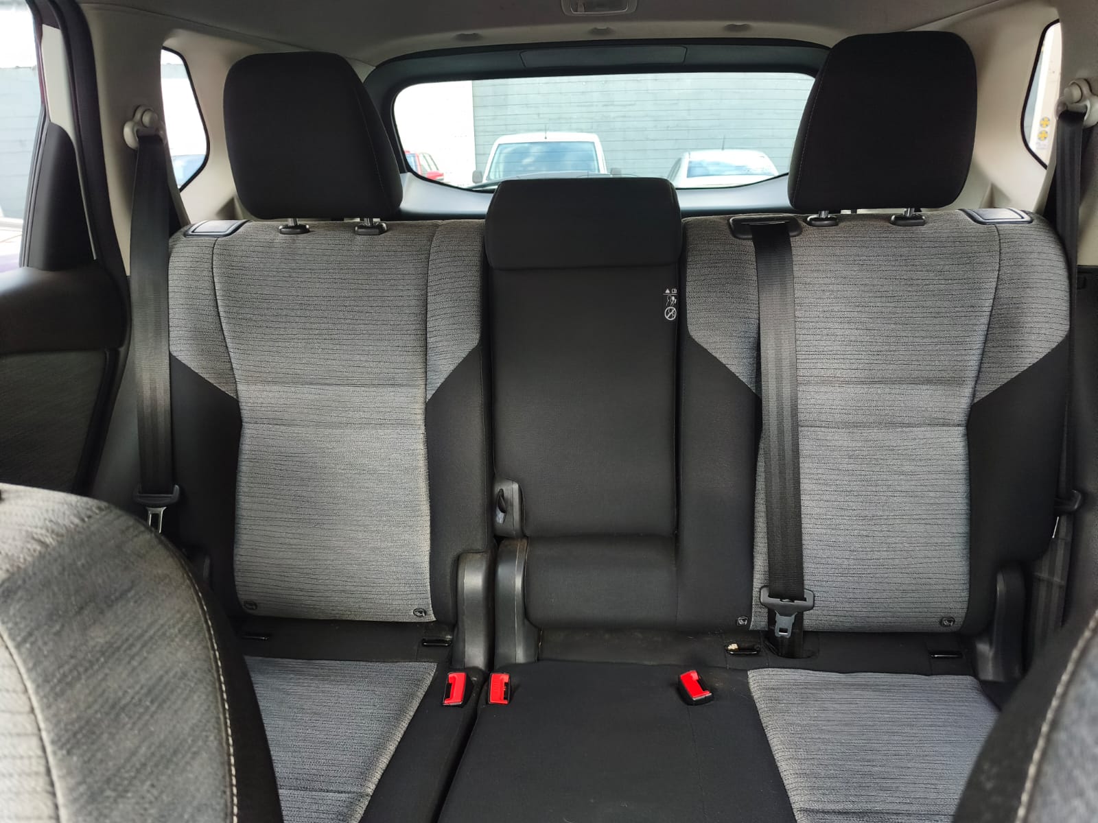 Nissan X TRAIL 4X2 7P CVT 2.5 2023 - Imagen 10 de 10