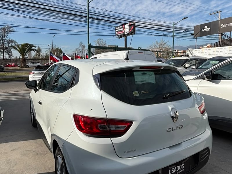 Renault CLIO IV HB 1.2 2020 - Imagen 6 de 6