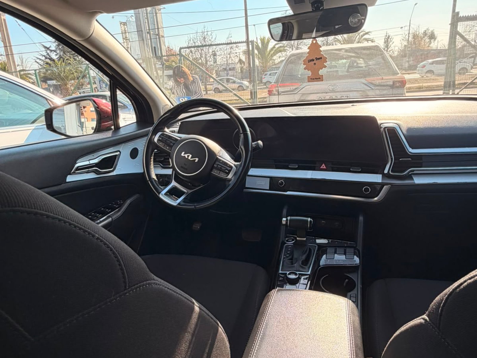 Kia SPORTAGE EX 2.0 AUT 2023 - Foto 3 de 5