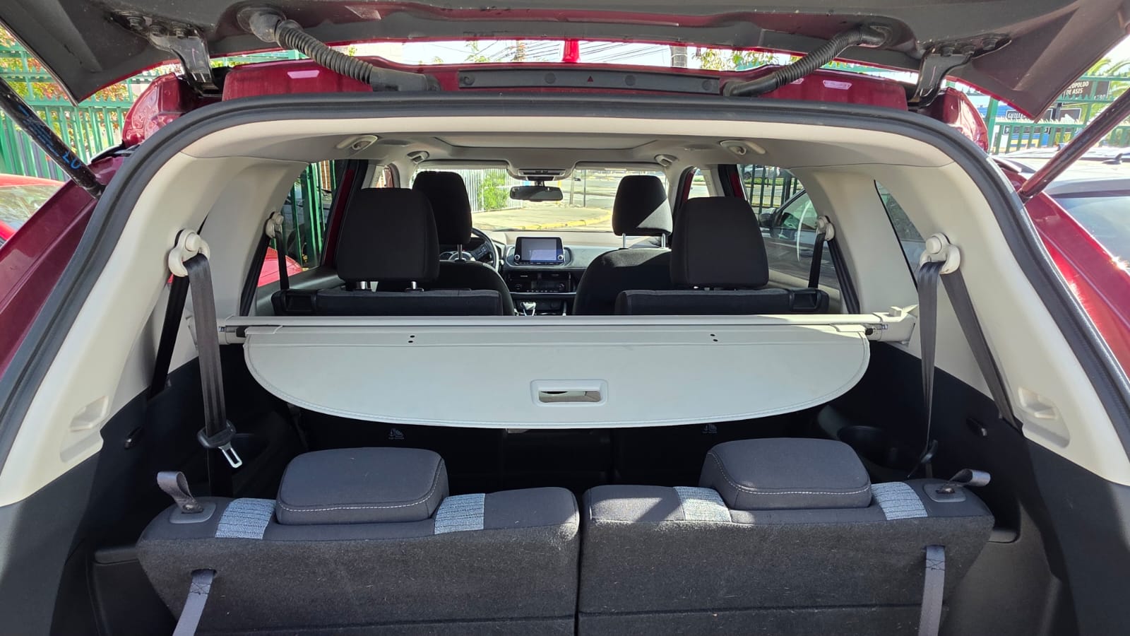 Nissan X TRAIL 4X2 7P CVT 2.5 2024 - Imagen 7 de 12