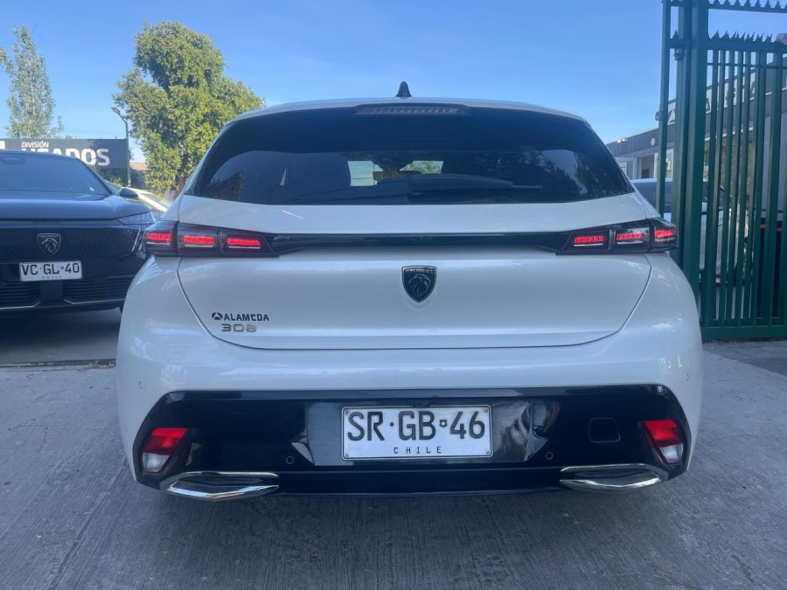 Peugeot 308 PURETECH 1.2 AUT 2023 - Imagen 6 de 6