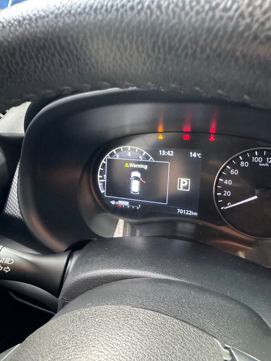 Nissan KICKS 4X2 1.6 AUT 2023 - Imagen 9 de 10