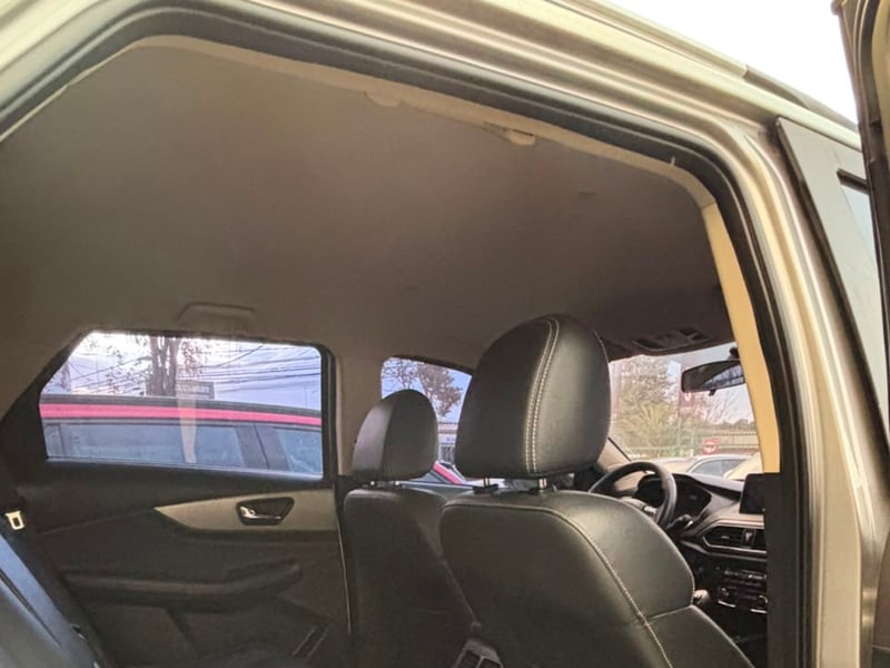 DFSK SUV 560 4X2 1.8 2025 - Imagen 4 de 7