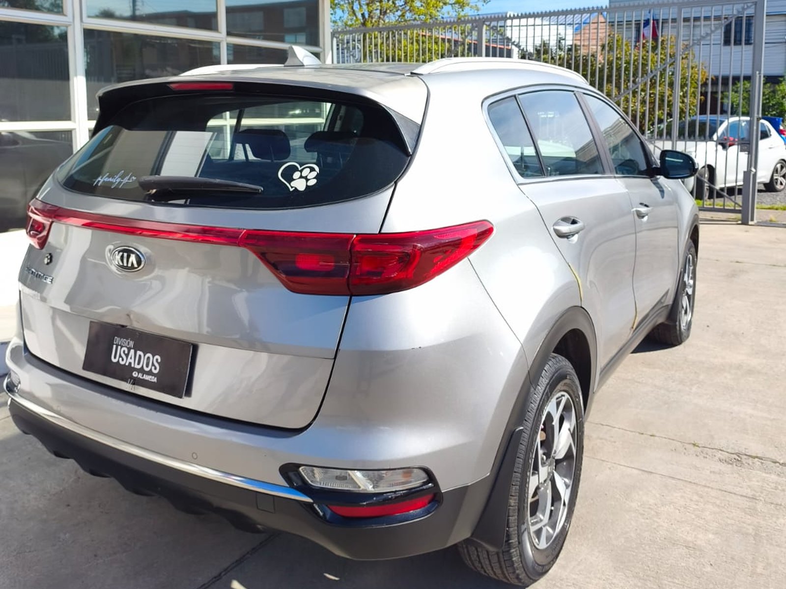Kia SPORTAGE LX 2.0 2019 - Foto 3 de 7