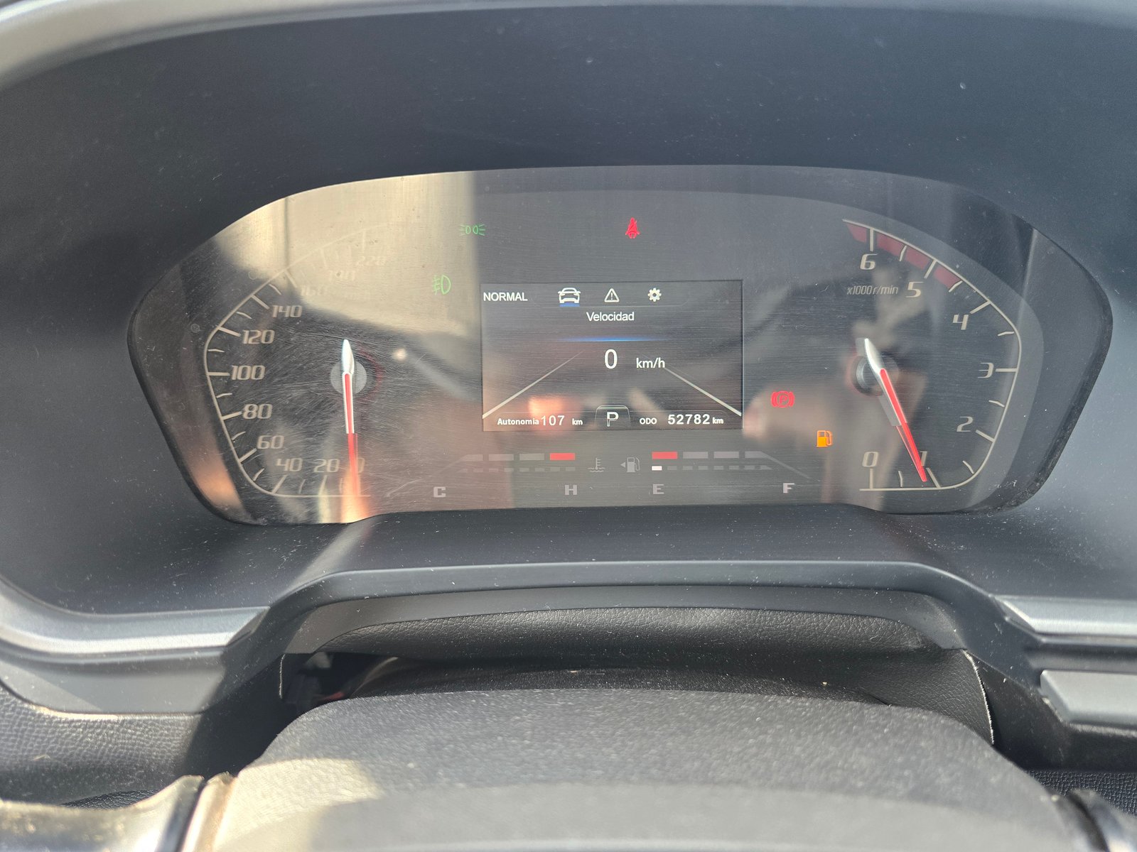 Peugeot LANDTREK BLUEHDI 4X4 2.2 AUT 2024 - Imagen 9 de 18