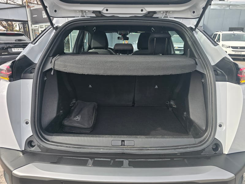 Peugeot 2008 ACTIVE 130 1.2 2024 - Imagen 14 de 18
