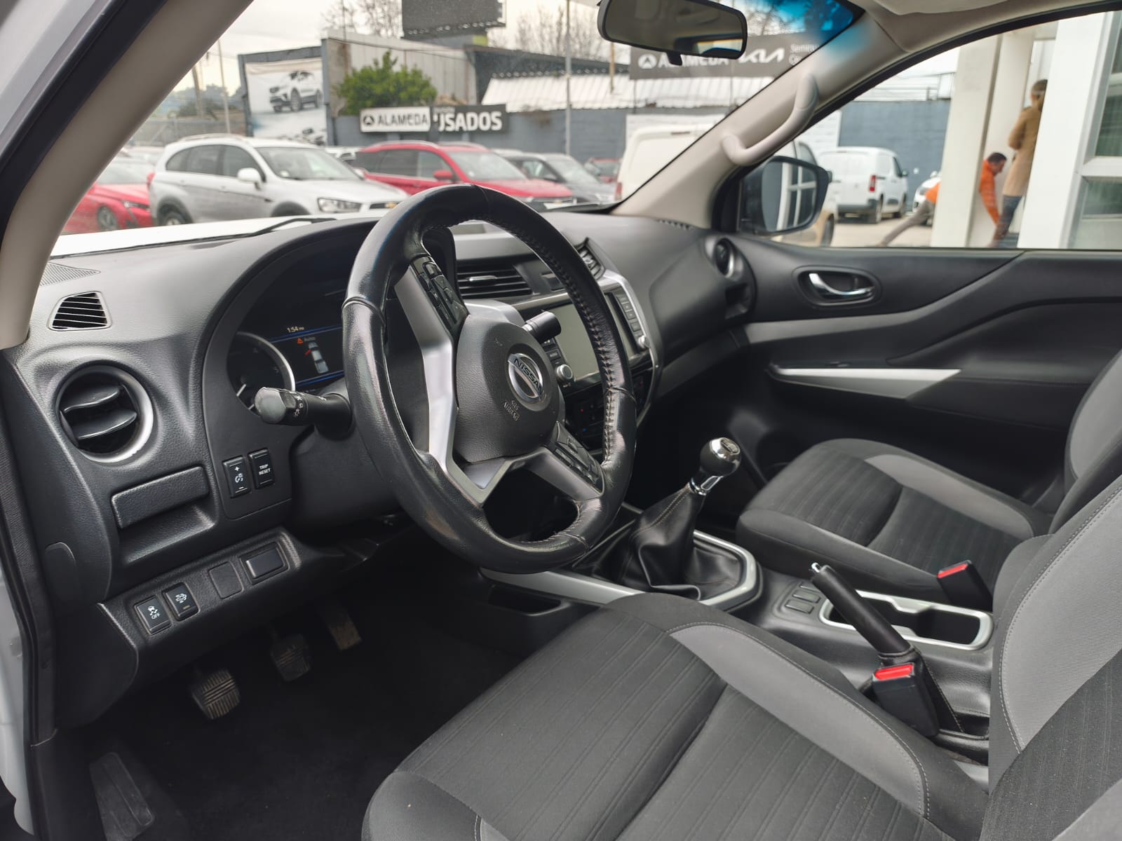 Nissan NAVARA DCAB XE 2.3 2021 - Imagen 5 de 5