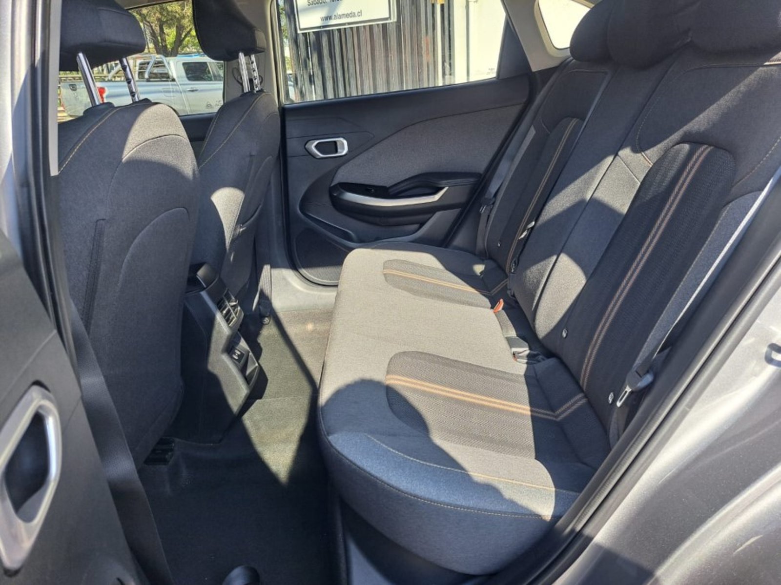 Kia K3 CROSS EX MPI 1.6 2025 - Imagen 7 de 9