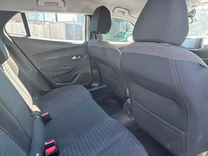 Peugeot 2008 PURETECH 130 1.2 2022 - Imagen 6 de 6