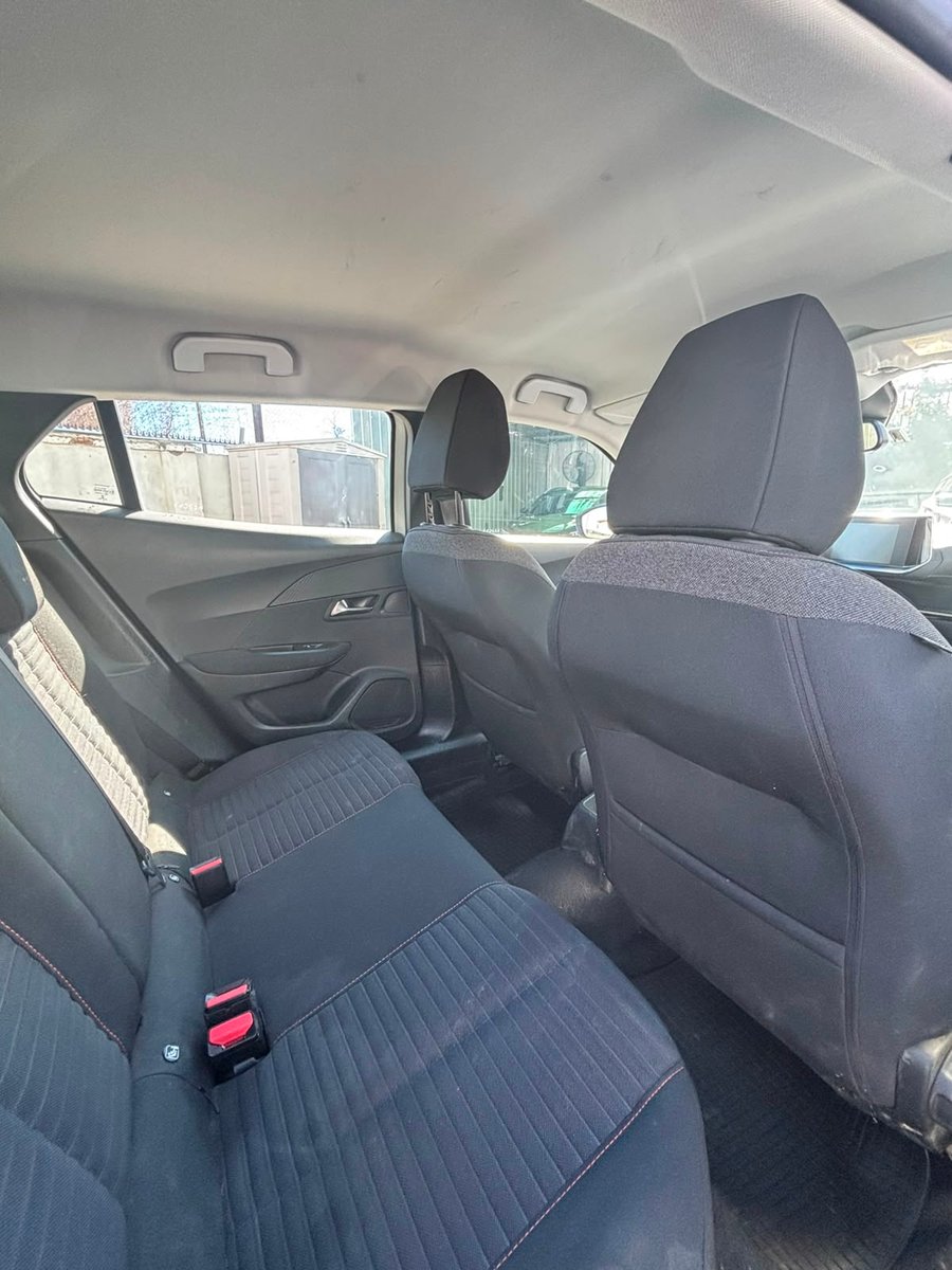 Peugeot 2008 PURETECH 130 1.2 2022 - Imagen 6 de 6