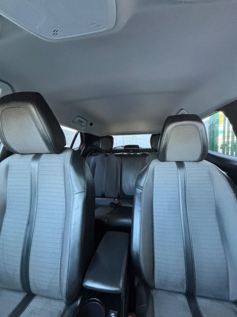 Peugeot 2008 BLUE HDI 130 EAT8 1.5 AUT 2022 - Imagen 4 de 5