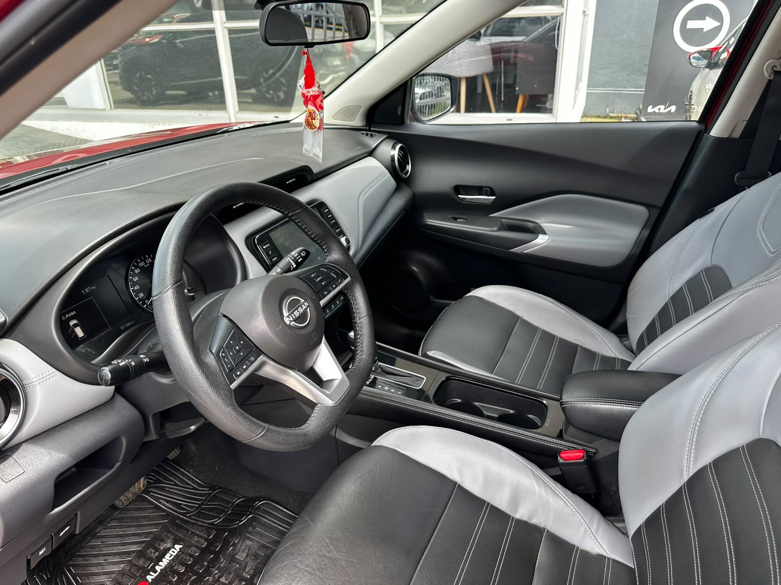 Nissan KICKS CVT 1.6 AUT 2022 - Foto 5 de 9