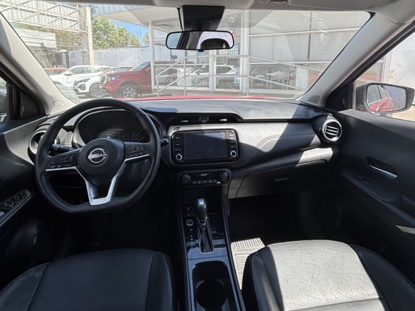 Nissan KICKS 4X2 1.6 AUT 2023 - Foto 2 de 7