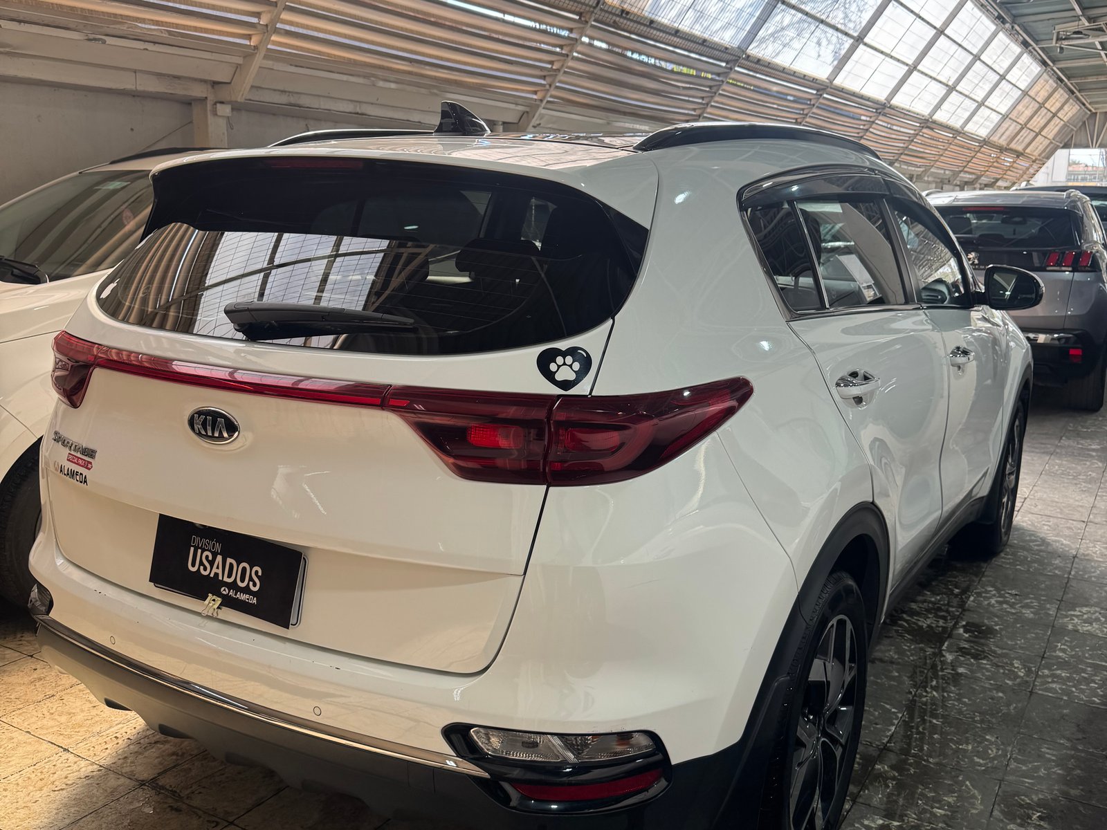 Kia SPORTAGE LX 2.0 2019 - Foto 5 de 10