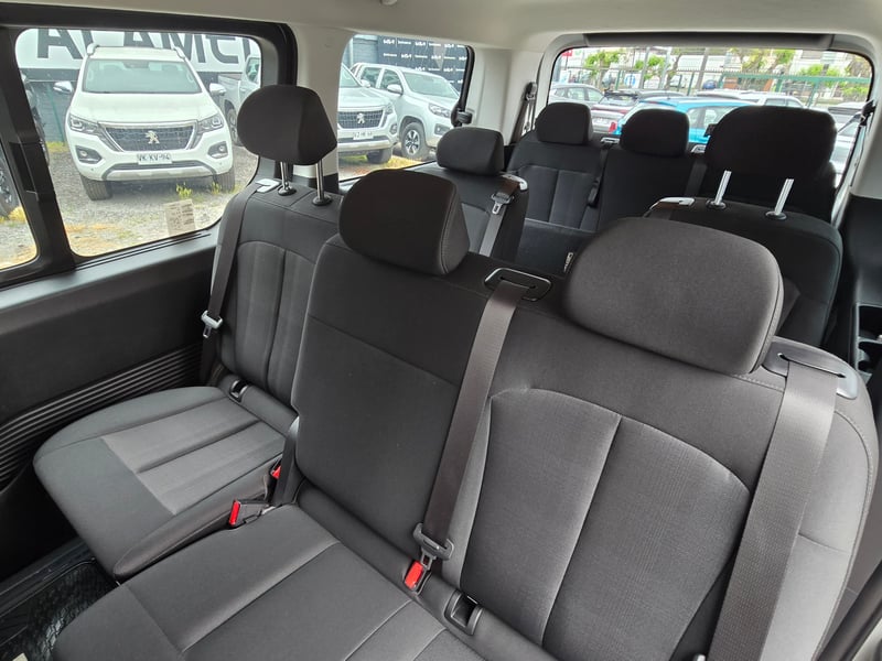 Hyundai STARIA 2.2 2025 - Imagen 5 de 7