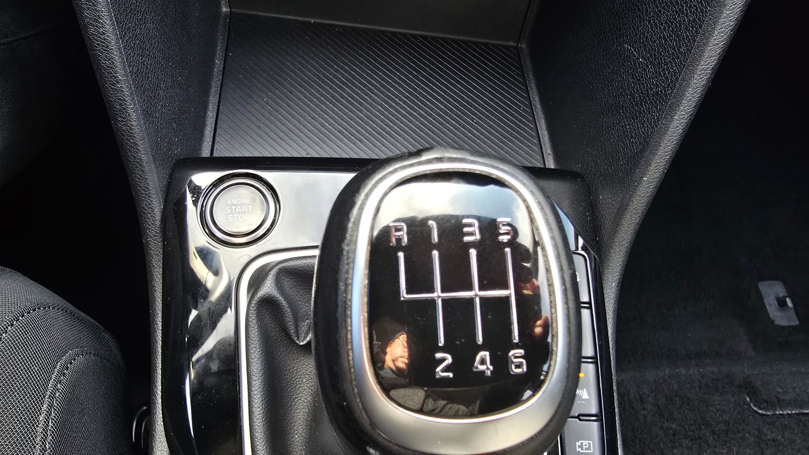Kia SPORTAGE EX 2.0L 2023 - Imagen 10 de 11