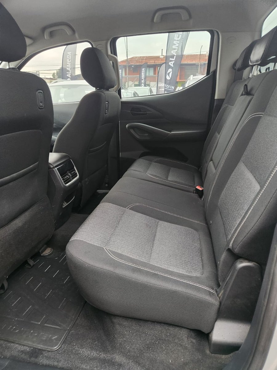 Peugeot LANDTREK BLUE HDI 180 4X4 2.2 2024 - Imagen 8 de 8