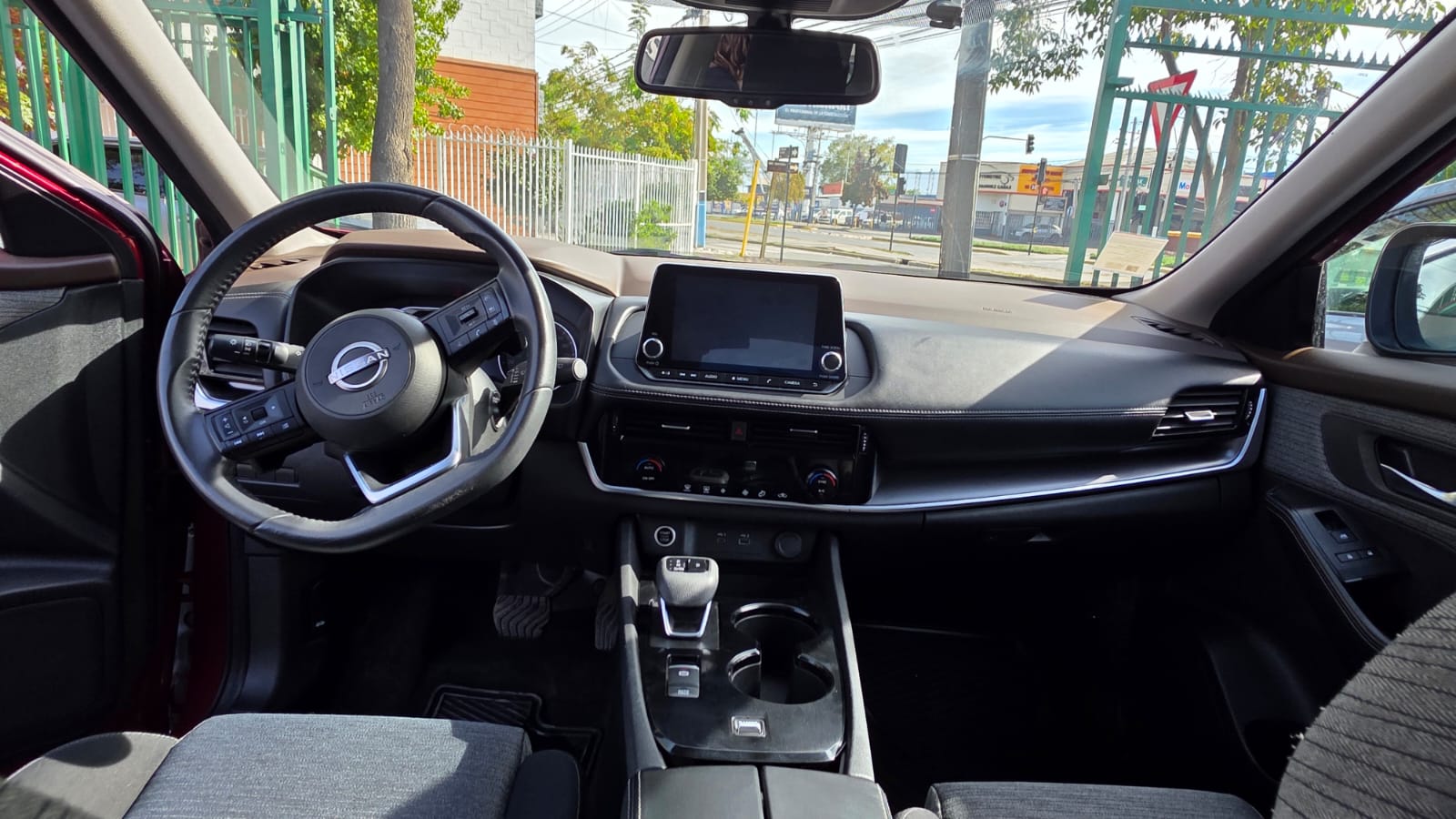 Nissan X TRAIL 4X2 7P CVT 2.5 2024 - Imagen 9 de 12