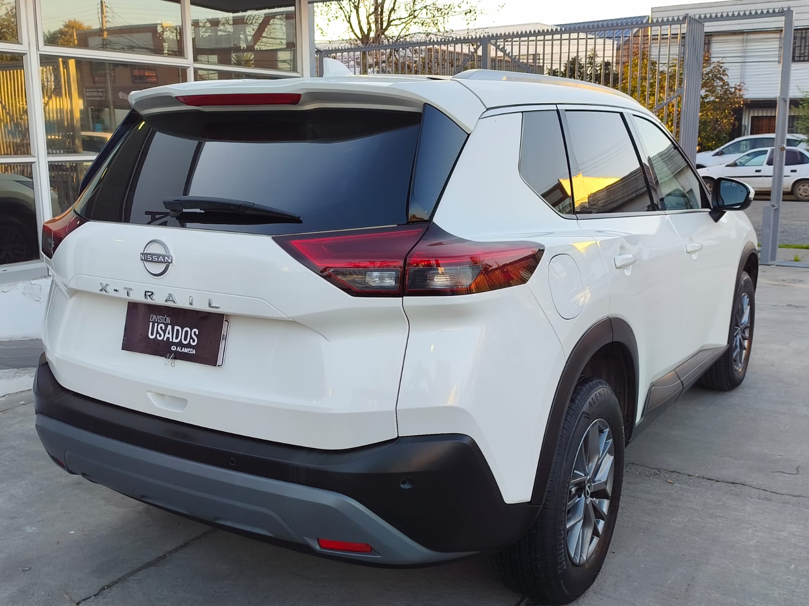 Nissan X TRAIL 4X2 2.5 AUT 2025 - Foto 3 de 14