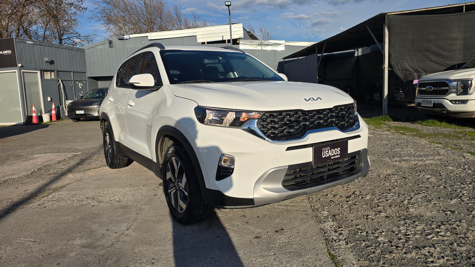 Kia SONET EX 1.5 2023 - Imagen 17 de 18