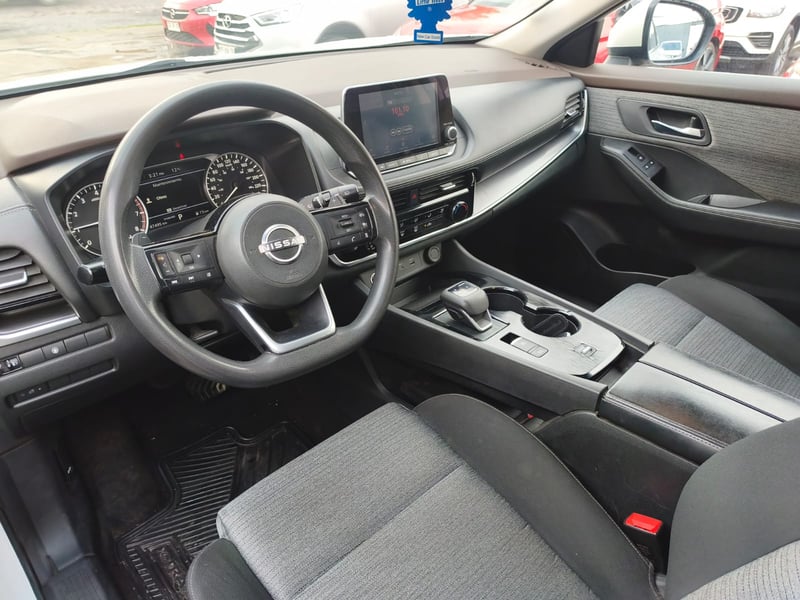 Nissan X TRAIL 4X2 7P CVT 2.5 2023 - Imagen 6 de 10