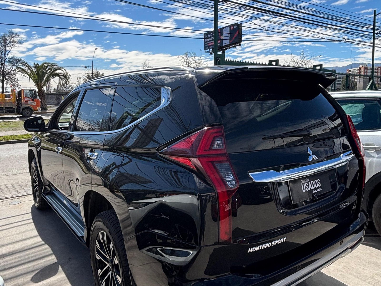 Mitsubishi MONTERO SPORT 2.4 AUT 2021 - Foto 2 de 6