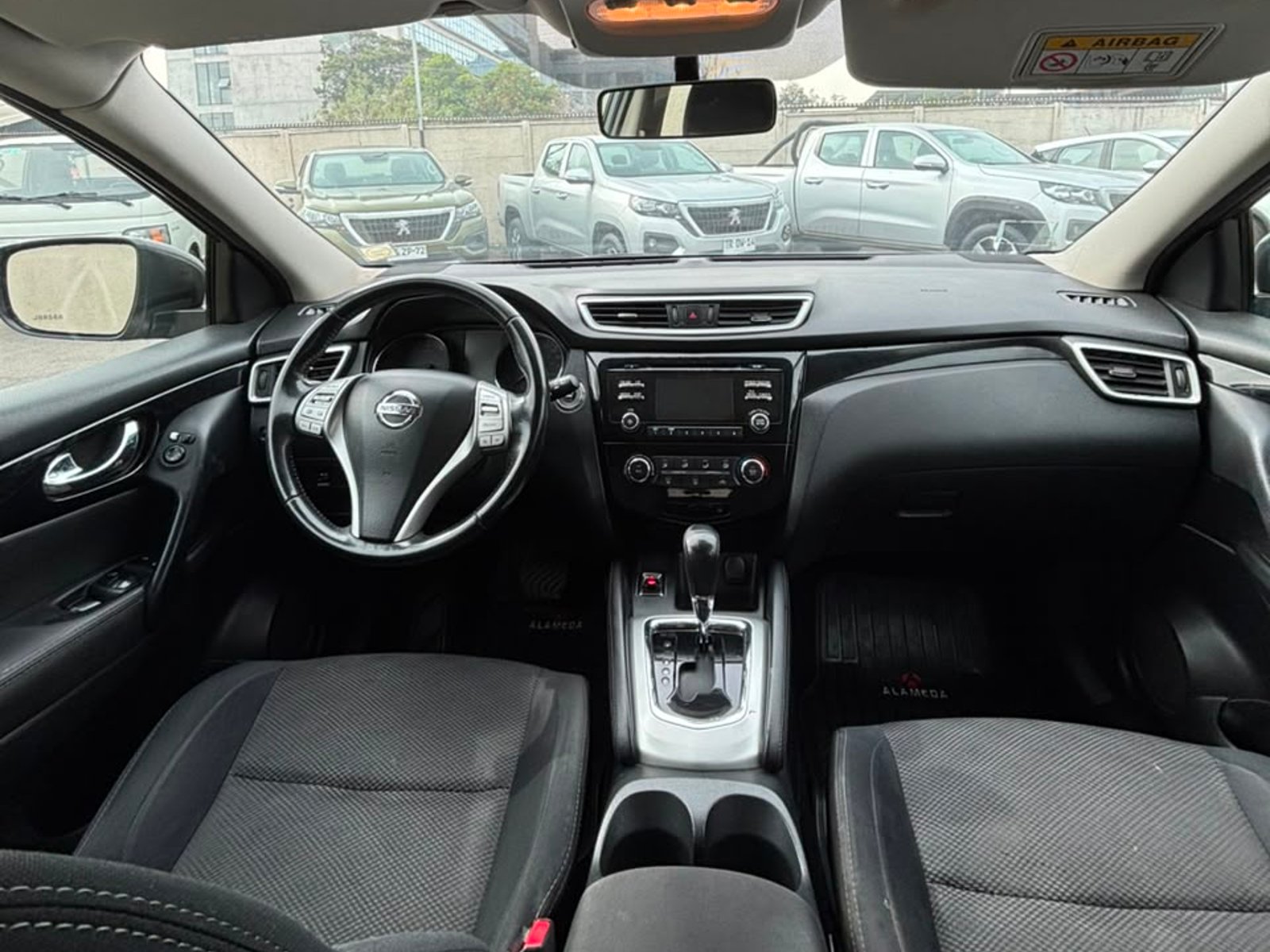 Nissan QASHQAI ADVANCE 2.0 2017 - Foto 5 de 7