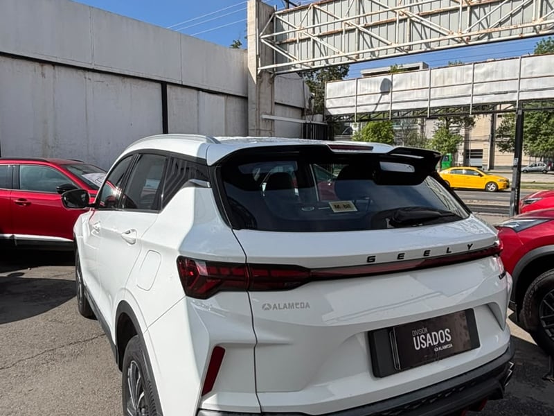 Geely NEW COOLRAY 1.5 AUT 2024 - Imagen 3 de 6
