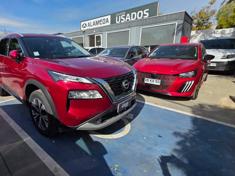 Nissan X TRAIL 4X2 7P CVT 2.5 2024 - Imagen 3 de 12