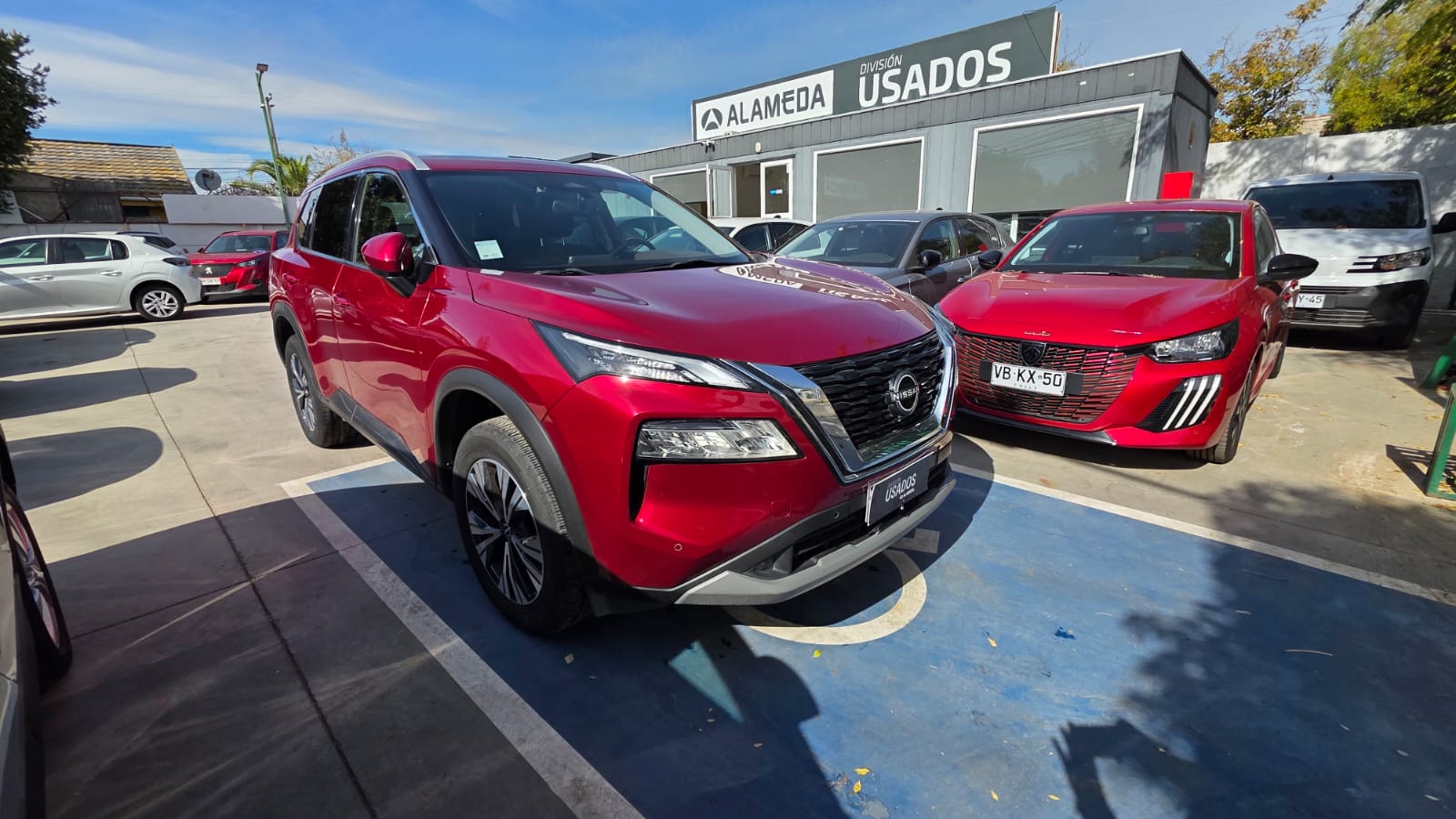 Nissan X TRAIL 4X2 7P CVT 2.5 2024 - Imagen 3 de 12