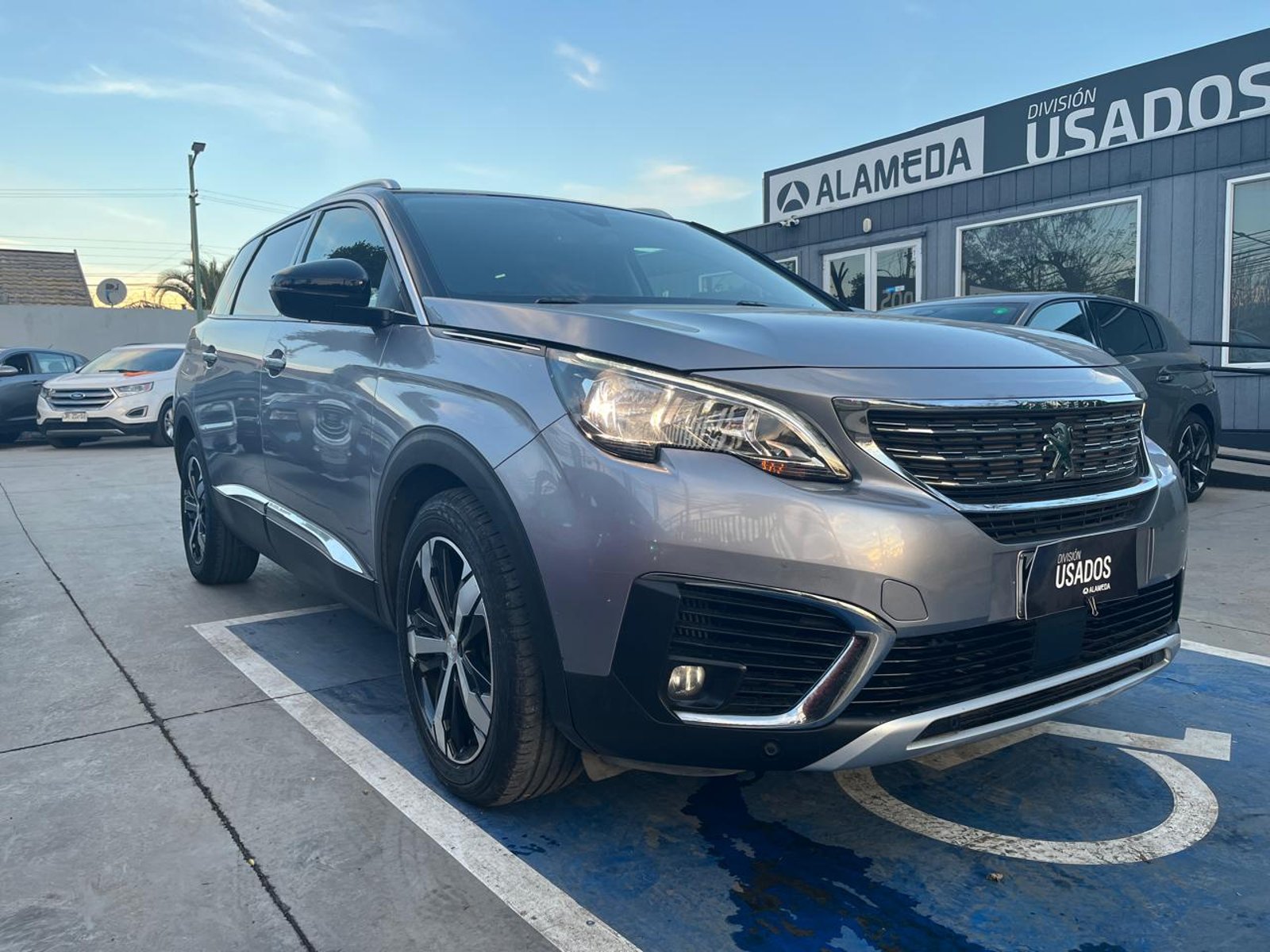 Peugeot 5008 ALLURE 1.6 AUT 2019 - Imagen 3 de 7