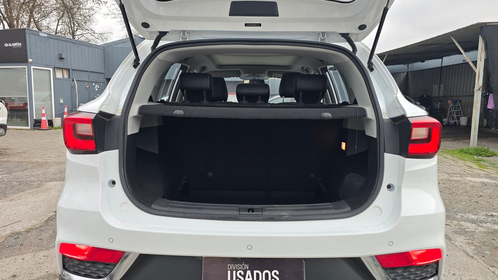 MG ZS 1.5L AUT 2023 - Imagen 7 de 12