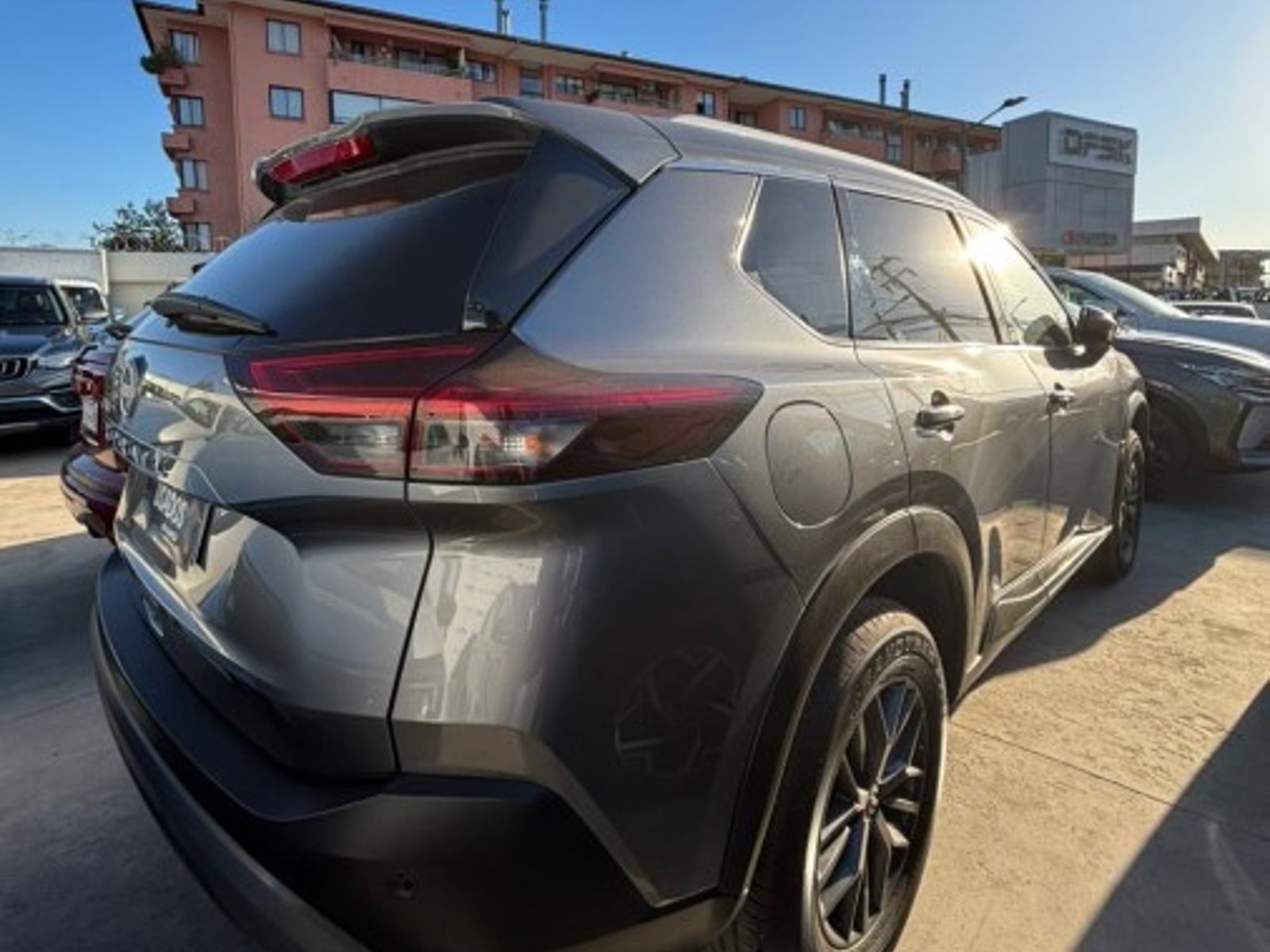 Nissan X TRAIL 2WD 2.5 AUT 2025 - Foto 5 de 7