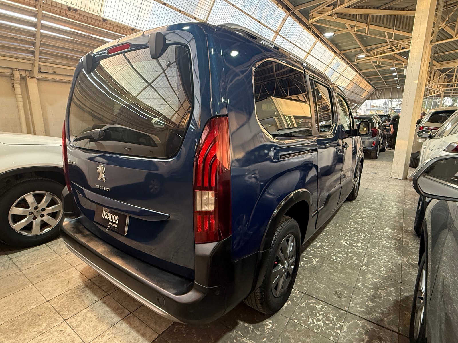 Peugeot RIFTER BLUEHDI 130 1.5 2022 - Foto 5 de 9