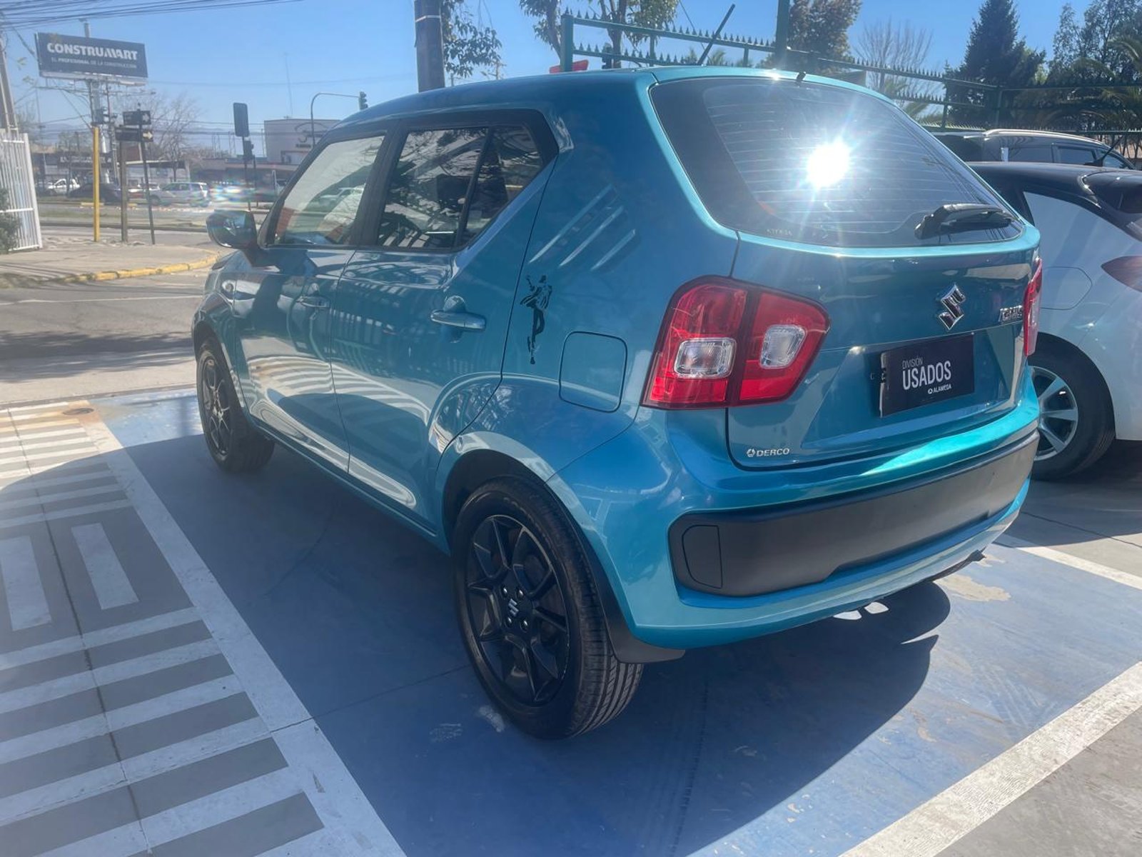 Suzuki IGNIS GL HB 1.2 2018 - Foto 4 de 9