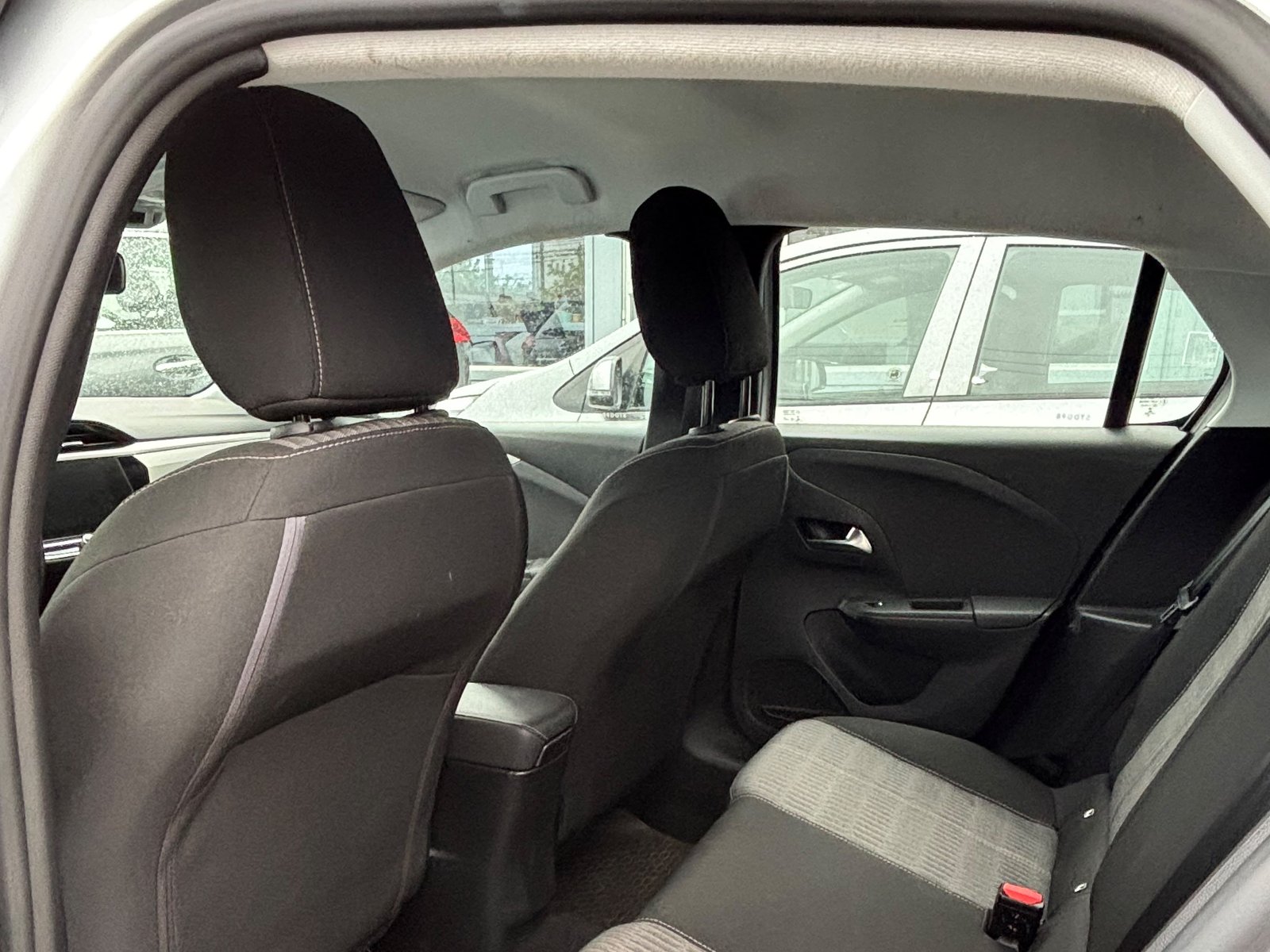 Opel CORSA TD 100 1.5 2023 - Foto 5 de 5