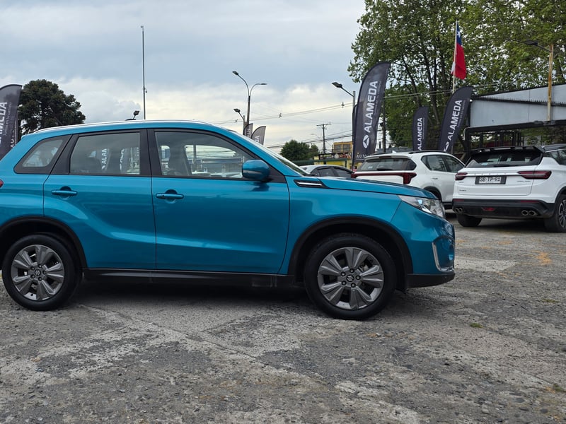 Suzuki VITARA II GLX 1.6 2022 - Imagen 4 de 8