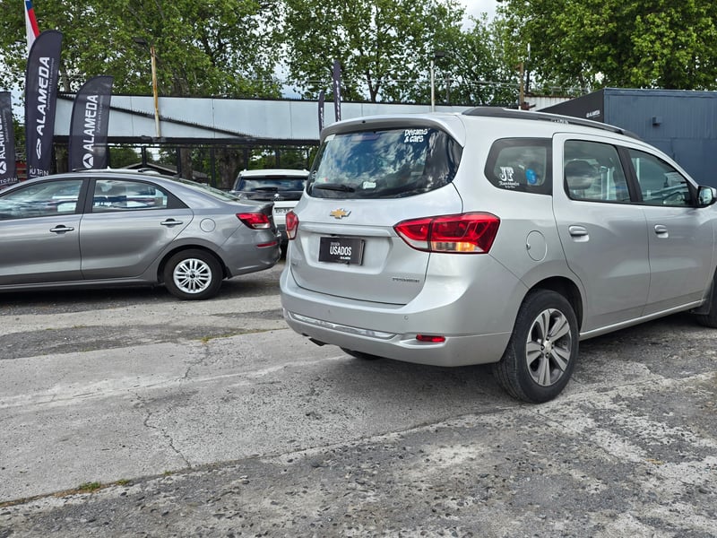 Chevrolet SPIN 1.8 2021 - Imagen 3 de 8