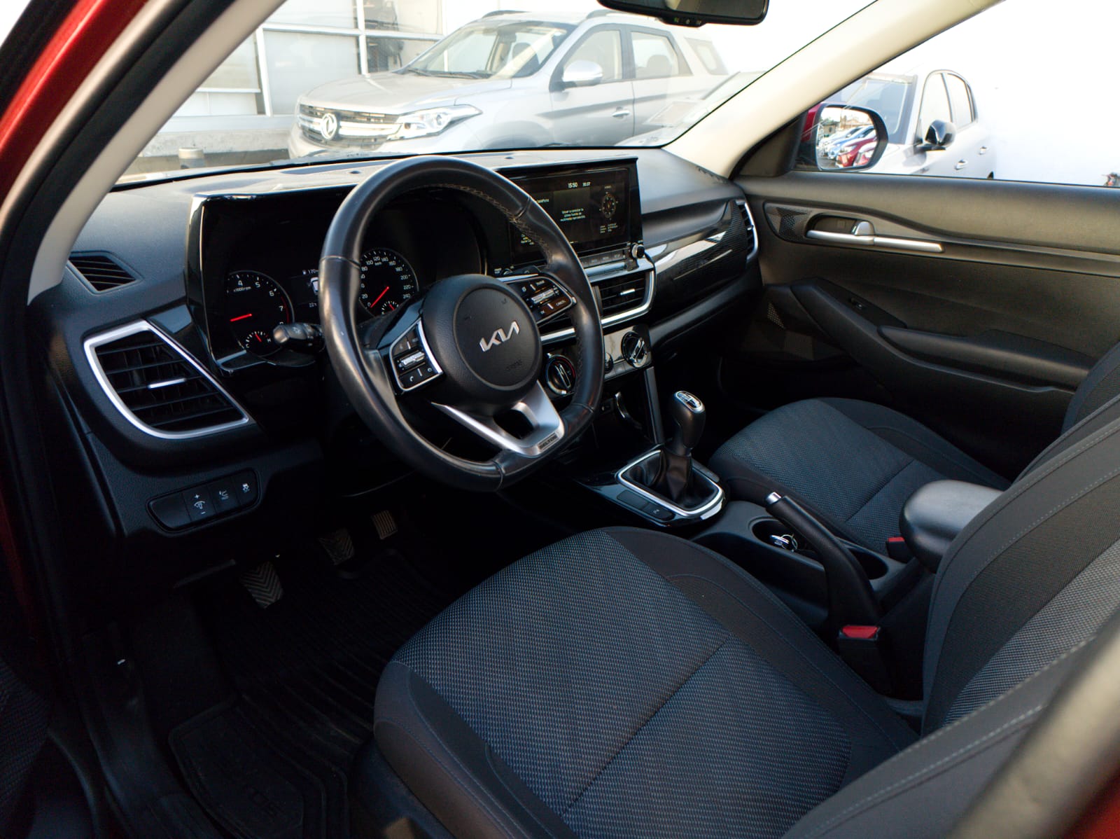 Kia SELTOS MPI 6MT 1.6 2023 - Imagen 7 de 10