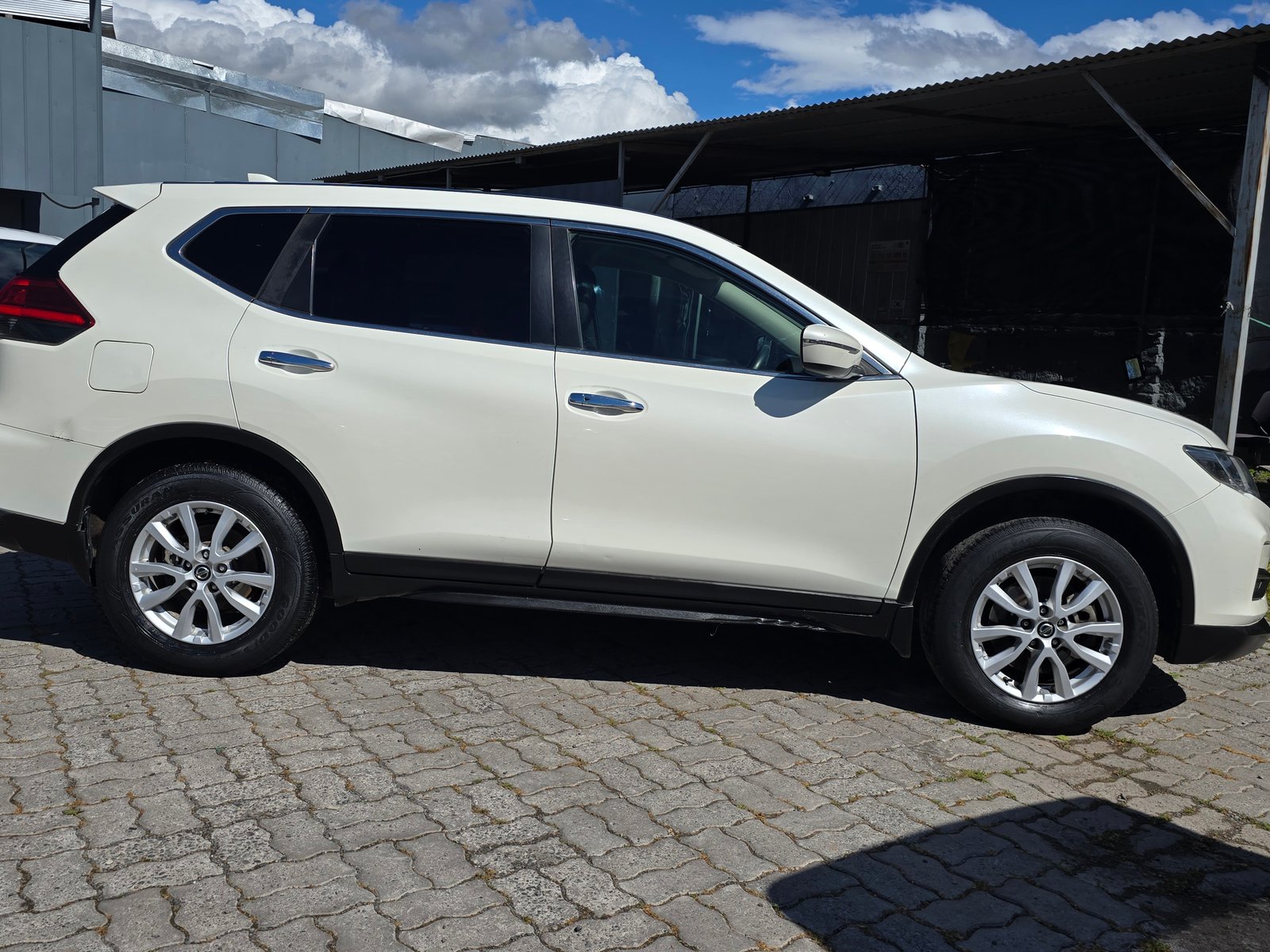 Nissan X TRAIL SENSE CVT 2.5 2019 - Foto 2 de 19