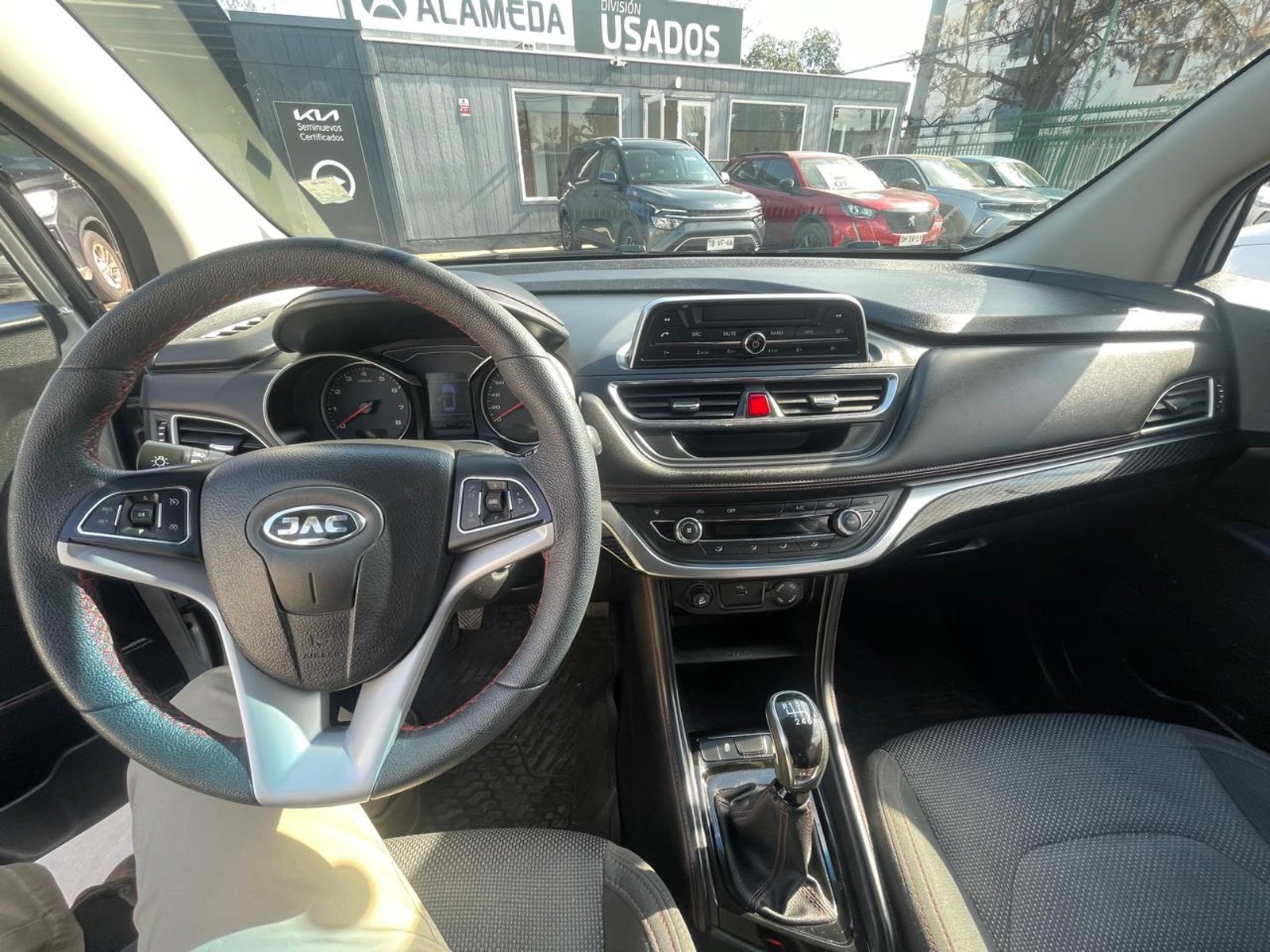 JAC GRAND S3 HB 1.6 2020 - Imagen 7 de 9
